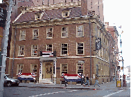 Top right you see Fraunces Tavern at 54 Pearl Street. ( 212-968-1776 ) It was built in 1719 and the house became a tavern in 1763.  Governor George Clinton gave a dinner here, celebrating the British evacuation of NY in 1783.