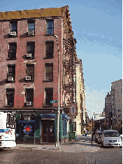 Vegetarians will find their share of restaurants in the Meat Packing District, but meat is politically correct on the menus of this area. Top right photo you see Hog Pit  BBQ on West 9th Street.