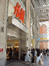 Top right photo you see the H and M store on Fifth Avenue.  Ladies, you will love the great styles in this flagship store.